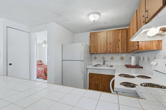 555 ARTISTS AVENUE, Englewood, FL 34223