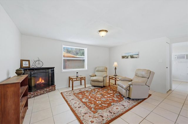 555 ARTISTS AVENUE, Englewood, FL 34223