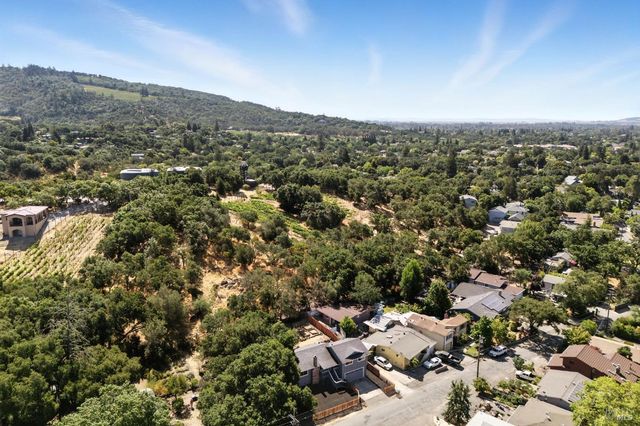 17641 Highland Blvd, Sonoma, CA 95476