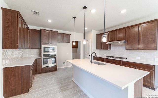 1715 Lawnside Road, San Antonio, TX 78245