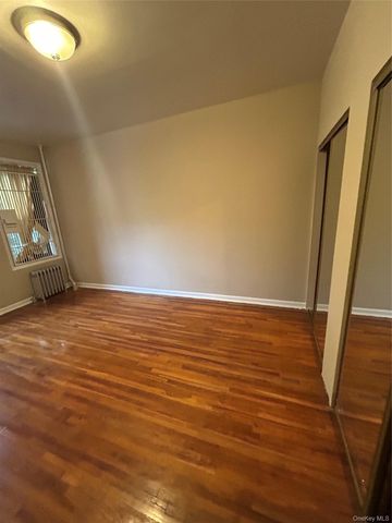 758 Brady Court 214, Bronx, NY 10462