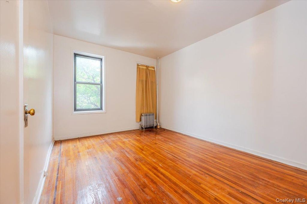758 Brady Court 214, Bronx, NY 10462 — photo 4