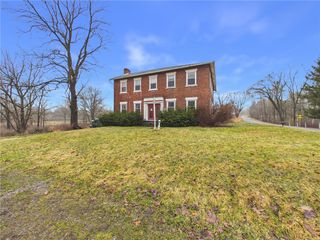 3698 Frew Mill Rd, Slippery Rock Twp, PA 16101