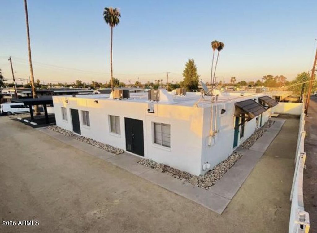 6621 W PASADENA Avenue, Glendale, AZ 85301 — exterior
