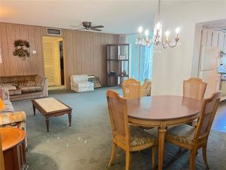 942 NE 199th St 2B, Miami, FL 33179