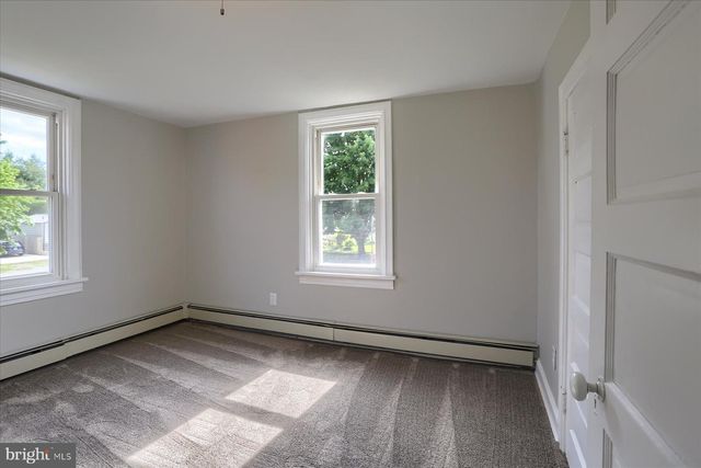 12 E MANOR AVE, Enola, PA 17025