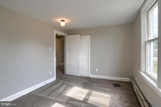 12 E MANOR AVE, Enola, PA 17025