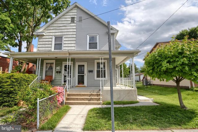 12 E MANOR AVE, Enola, PA 17025