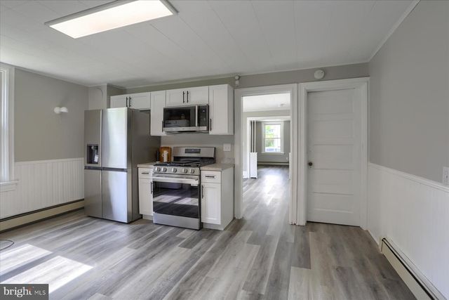 12 E MANOR AVE, Enola, PA 17025