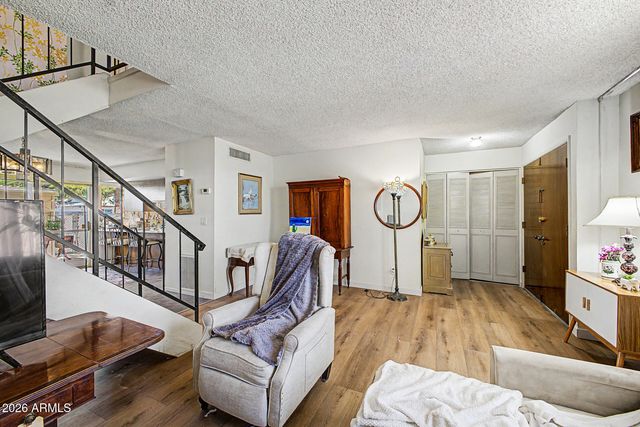 4634 N 19th Avenue, Phoenix, AZ 85015