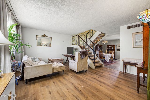 4634 N 19th Avenue, Phoenix, AZ 85015