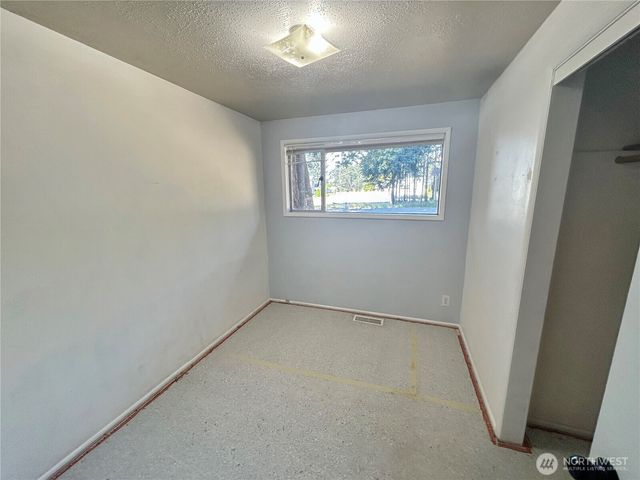 11717 83rd Avenue SW, Lakewood, WA 98498