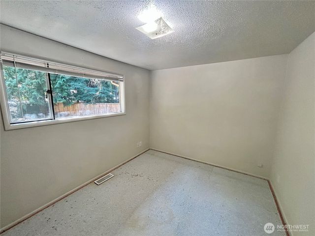 11717 83rd Avenue SW, Lakewood, WA 98498