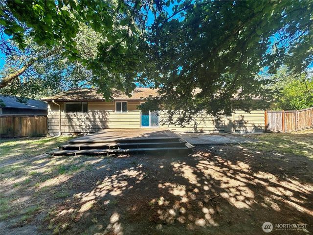11717 83rd Avenue SW, Lakewood, WA 98498