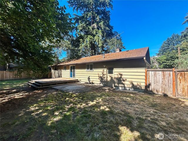 11717 83rd Avenue SW, Lakewood, WA 98498