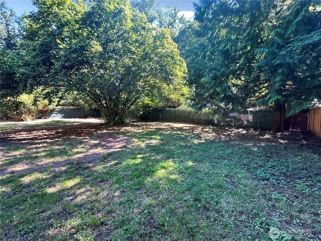 11717 83rd Avenue SW, Lakewood, WA 98498