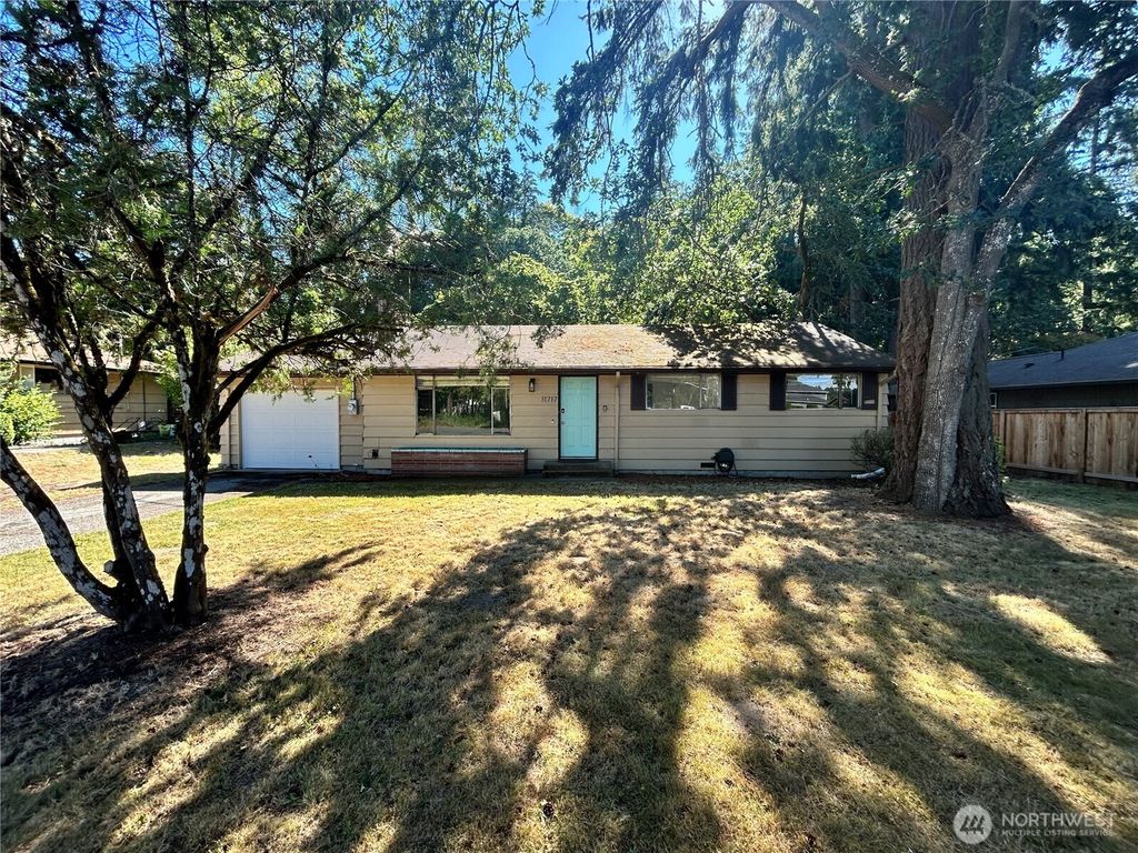 11717 83rd Avenue SW, Lakewood, WA 98498