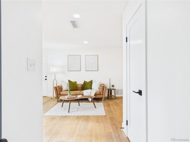 7205 S Gaylord Street G, Centennial, CO 80122