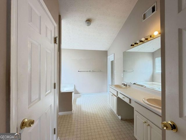 3010 Ennfield Lane, Duluth, GA 30096
