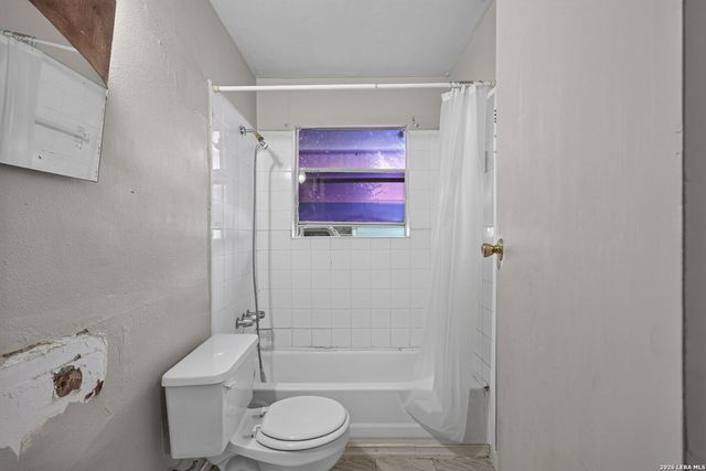 736 S San Eduardo Ave, San Antonio, TX 78237
