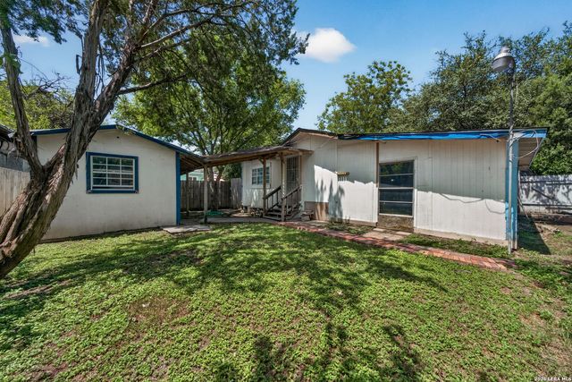 736 S San Eduardo Ave, San Antonio, TX 78237