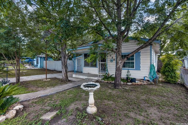 736 S San Eduardo Ave, San Antonio, TX 78237