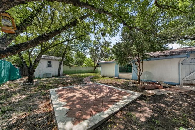 736 S San Eduardo Ave, San Antonio, TX 78237