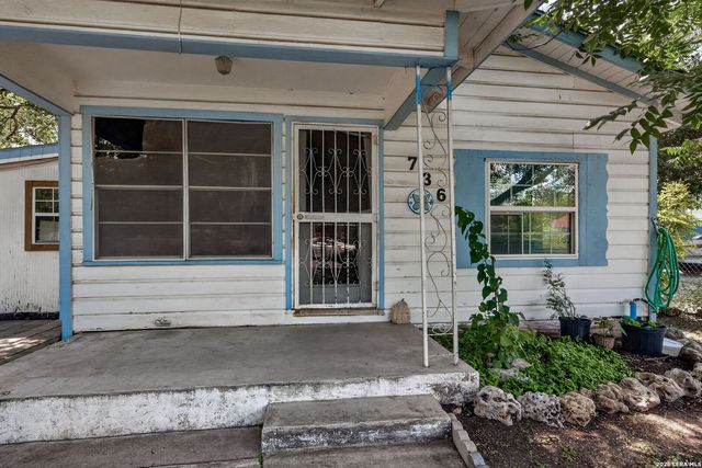 736 S San Eduardo Ave, San Antonio, TX 78237