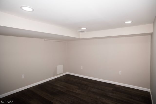 35 3 Rd Ave, Little Falls Twp., NJ 07424