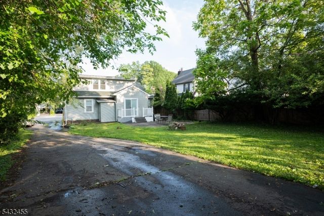35 3 Rd Ave, Little Falls Twp., NJ 07424
