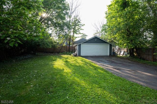 35 3 Rd Ave, Little Falls Twp., NJ 07424