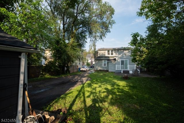 35 3 Rd Ave, Little Falls Twp., NJ 07424