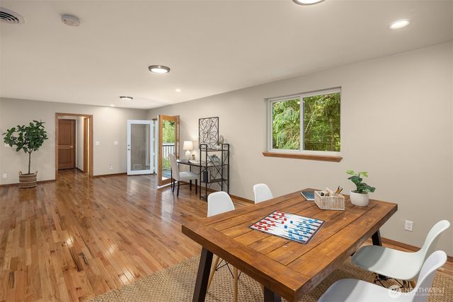 24390 Mount Washington View Lane NW, Poulsbo, WA 98370