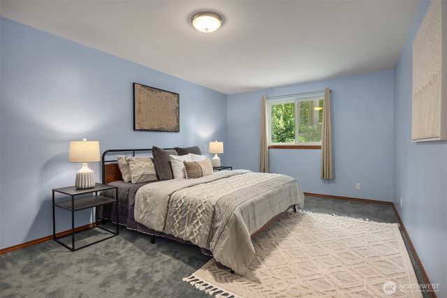 24390 Mount Washington View Lane NW, Poulsbo, WA 98370
