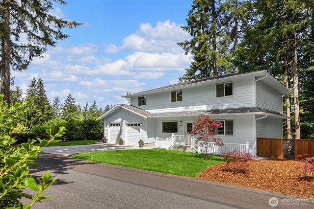 24390 Mount Washington View Lane NW, Poulsbo, WA 98370