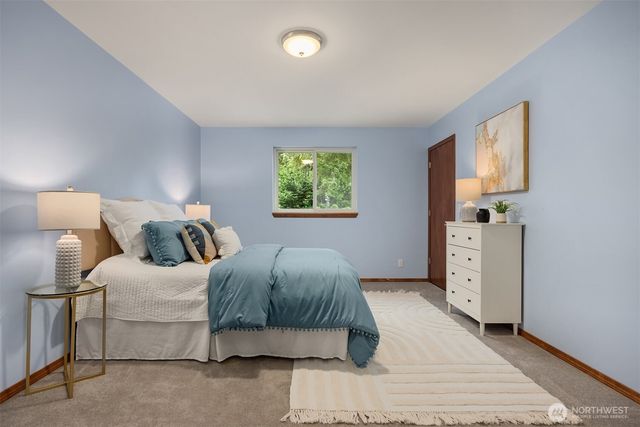 24390 Mount Washington View Lane NW, Poulsbo, WA 98370