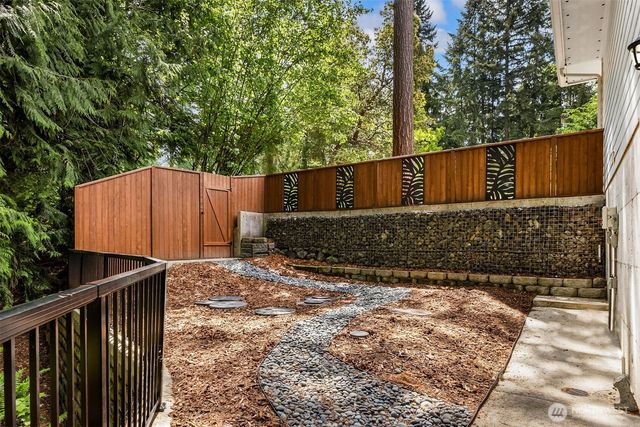 24390 Mount Washington View Lane NW, Poulsbo, WA 98370