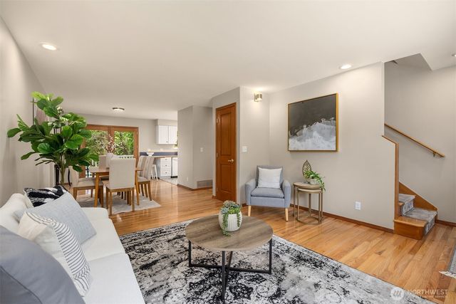 24390 Mount Washington View Lane NW, Poulsbo, WA 98370