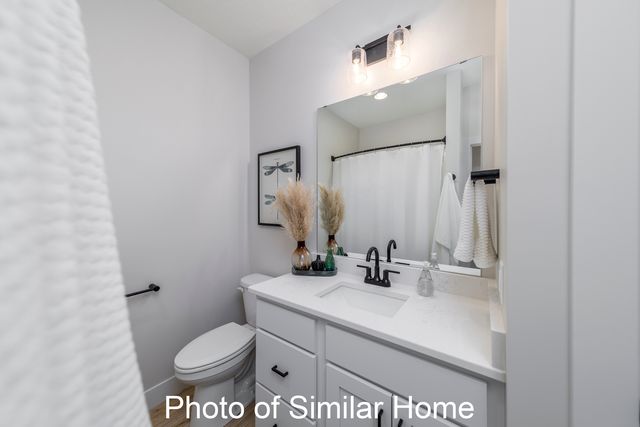 437 N 2ND Avenue, Eldridge, IA 52748