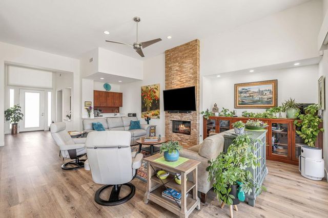 670 Mesa Grande Drive, Palm Desert, CA 92211