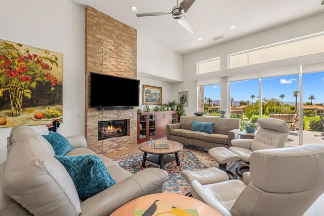 670 Mesa Grande Drive, Palm Desert, CA 92211