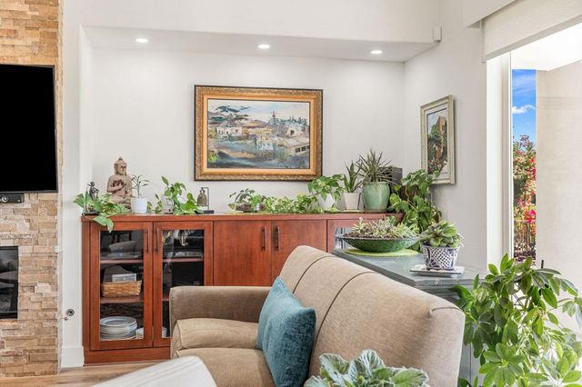 670 Mesa Grande Drive, Palm Desert, CA 92211