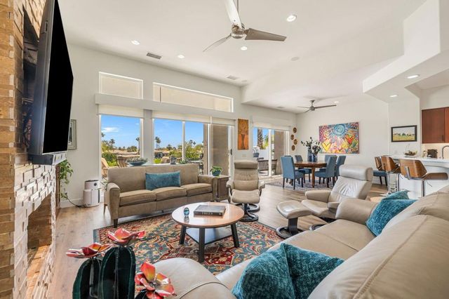 670 Mesa Grande Drive, Palm Desert, CA 92211