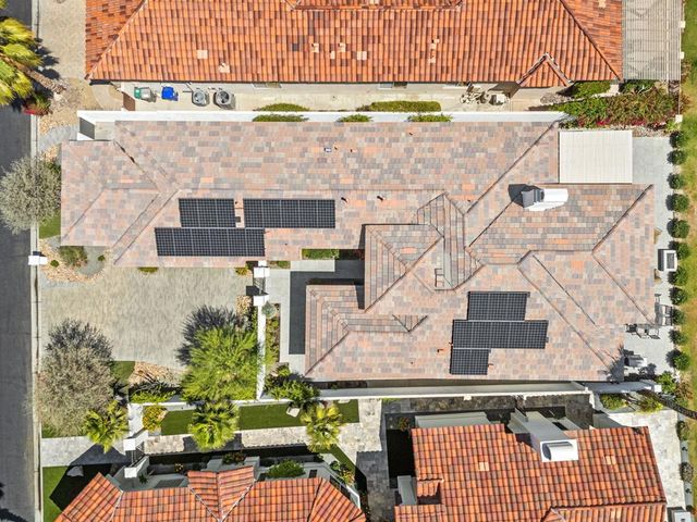 670 Mesa Grande Drive, Palm Desert, CA 92211