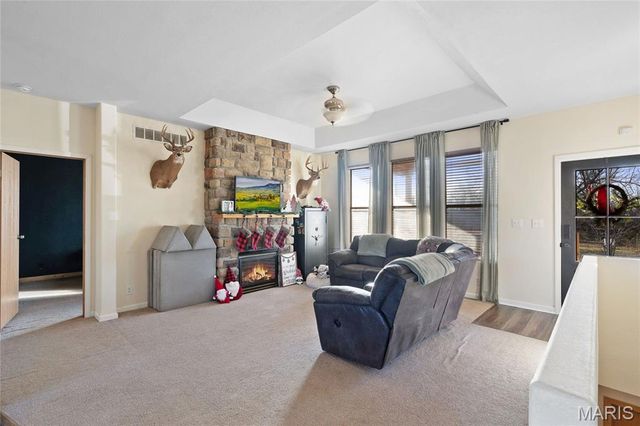 55ac. 29900 Pelican Drive, Lebanon, MO 65536