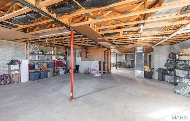 55ac. 29900 Pelican Drive, Lebanon, MO 65536