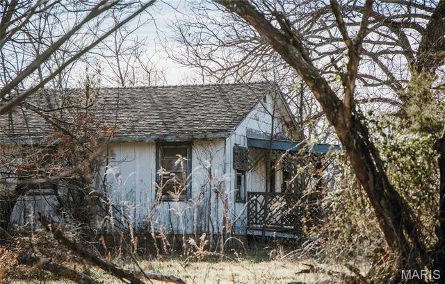 55ac. 29900 Pelican Drive, Lebanon, MO 65536