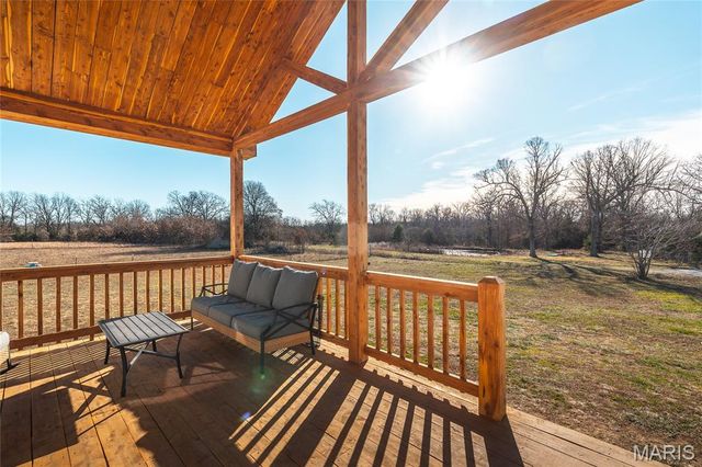 55ac. 29900 Pelican Drive, Lebanon, MO 65536