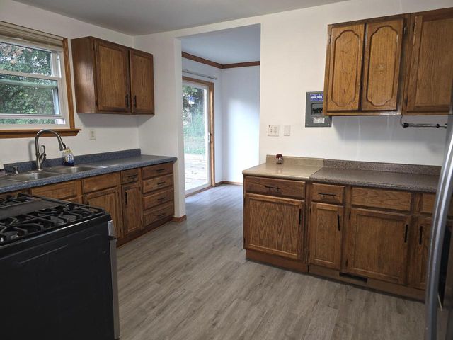 166 W School STREET, Twin Lakes, WI 53181