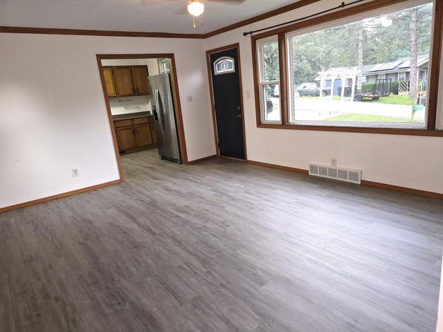 166 W School STREET, Twin Lakes, WI 53181